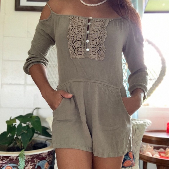 SMALL Summer Romper - Beach Vibes - Picture 1 of 7